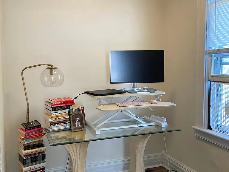 821 W Liberty St #2 — Photo 5