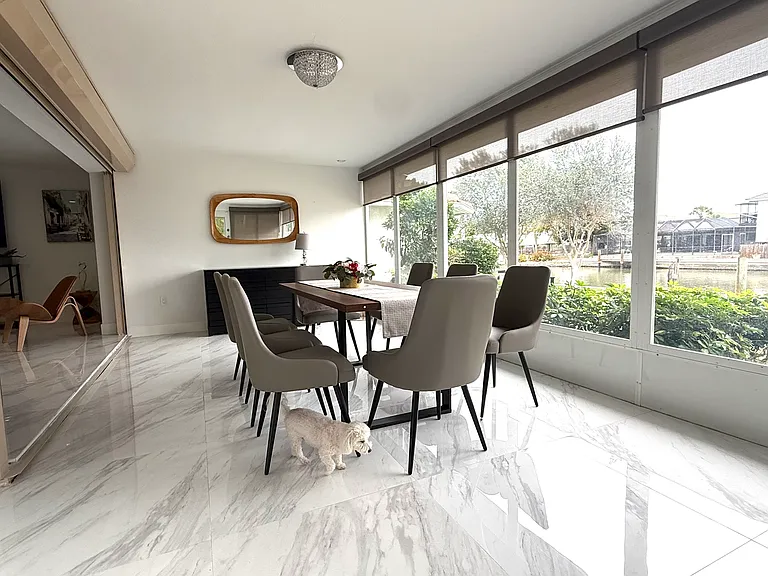 455 Bayside Ave — Photo 13