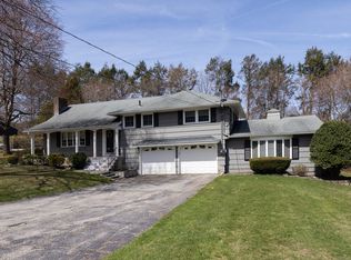 92 Forest Ridge Rd, Waterbury, CT 06708