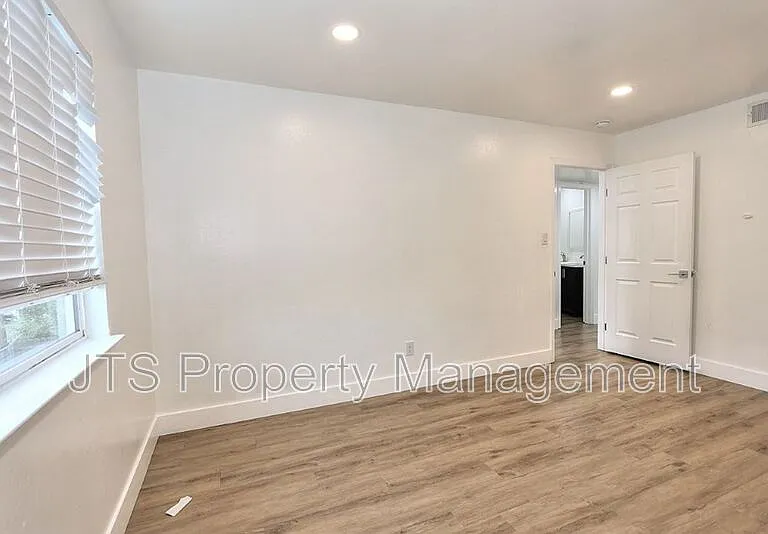 10524 Croetto Way #3 — Photo 58