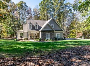 640 Shepherds Creek Cir, Rutherfordton, NC 28139