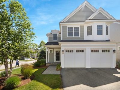 2 Strauss Ln #2, Framingham, MA, 01701