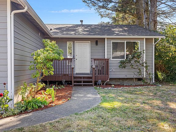 2nd image of 1162 Lockwood Drive