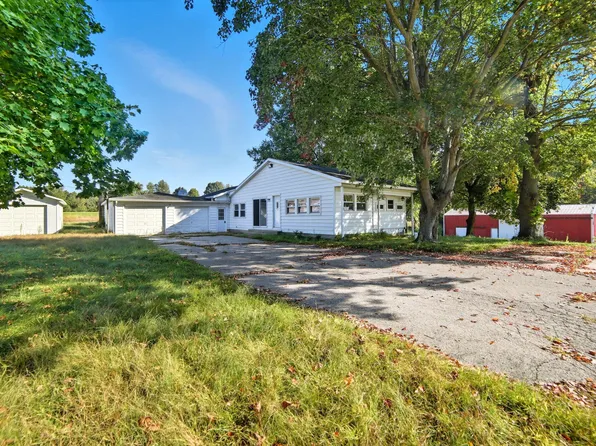 3350 Fighter Rd, Hastings, MI 49058