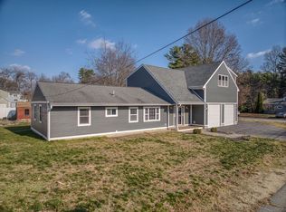 1 Dirlam Cir, Tewksbury, MA 01876