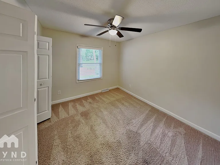 8539 Sharonbrook Dr — Photo 9