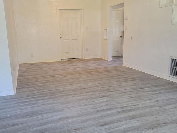 2nd image of 2330 8th St S