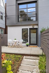 146 21st Avenue E #B, Seattle, WA, 98112