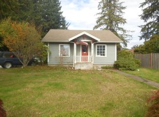909 E 5th St, Arlington, WA 98223