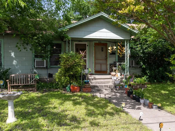 304 S Walnut St #A-b, Lampasas, TX 76550
