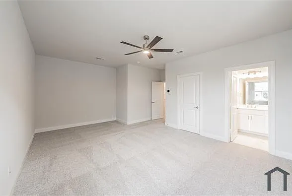 3 bed, 1907 sqft, $2,799 — Photo 3