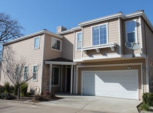 11 Oak Gate Pl, Pleasant Hill, CA 94523
