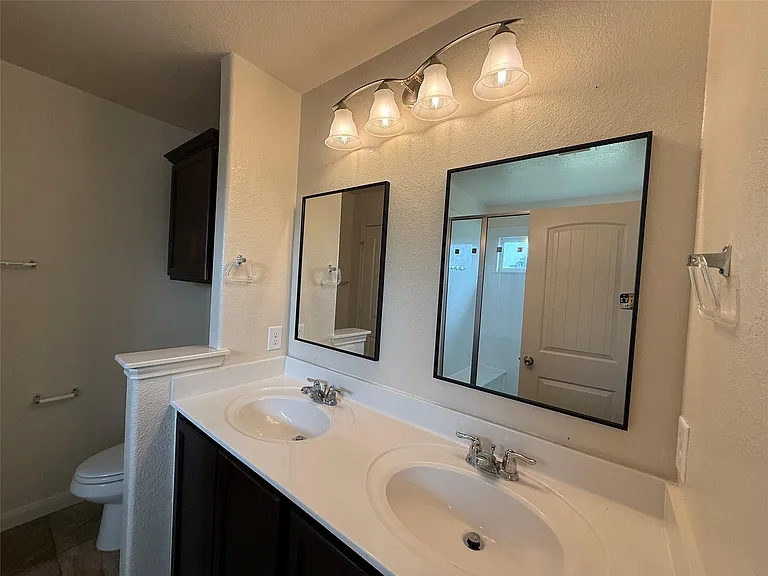 201 N Hunting Lodge Ln — Photo 34