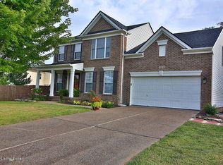 10618 Providence Dr, Louisville, KY
