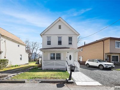 22 Treptow St, Little Ferry, NJ, 07643