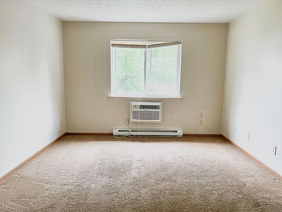 5th image of 8-7277 Stuhldreher St NW APT 8