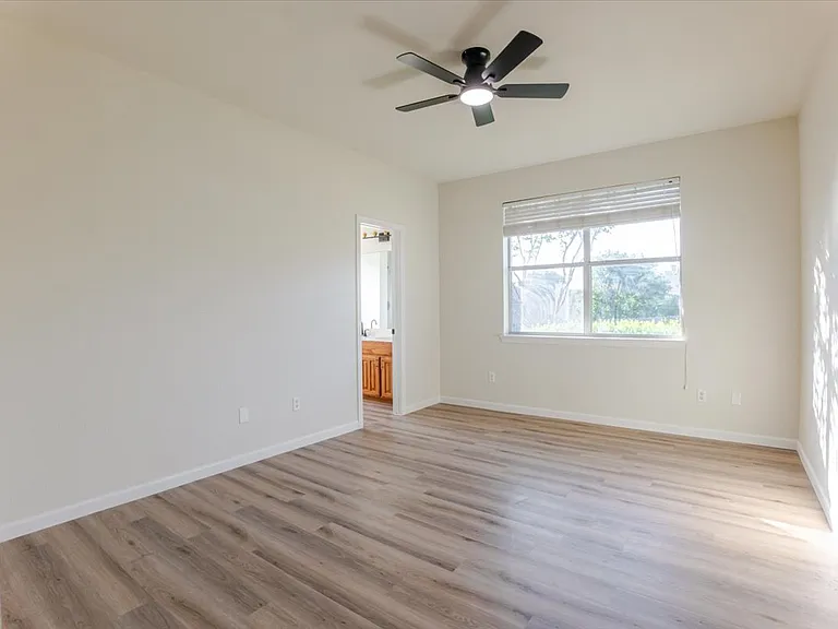 10332 Trevino Ln — Photo 7