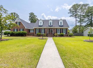 508 Alderson Rd, Washington, NC 27889