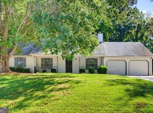225 Hollis Cir, Dallas, GA 30157