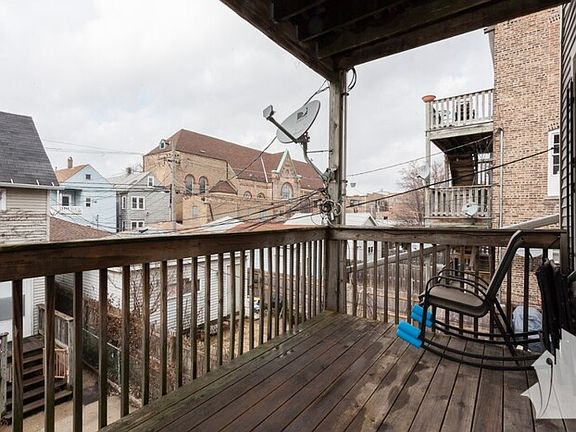 4th image of 2518 N Campbell Ave #2T