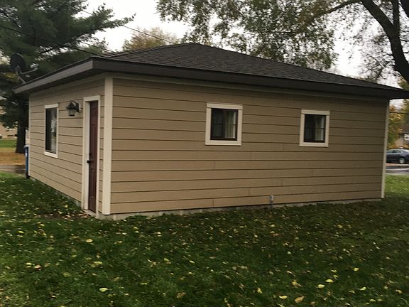 3rd image of 2420 4th Ave