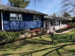 1812 N New Hope Rd, Gastonia, NC 28054