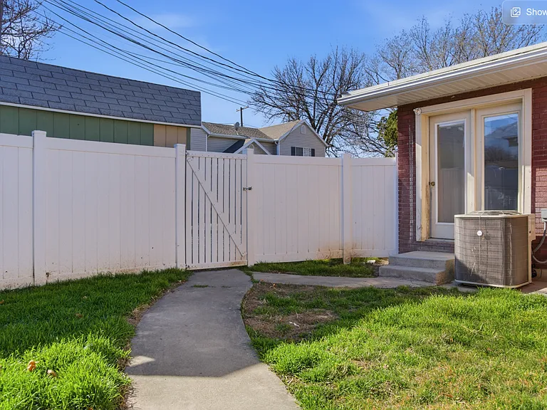 472 E Center St — Photo 10