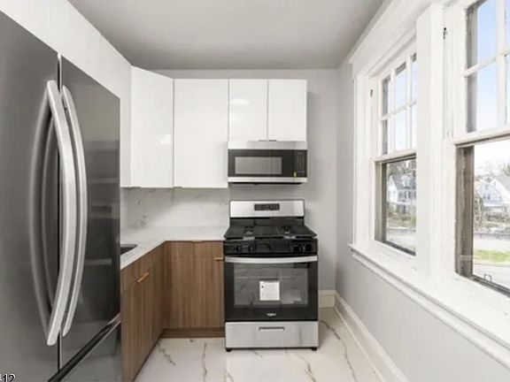 3rd image of 57 Sanhican Dr #2