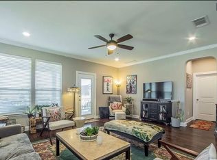 636 Landon Samuel Loop #1, Pflugerville, TX 78660