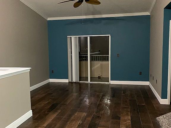 Living room W/balcony access