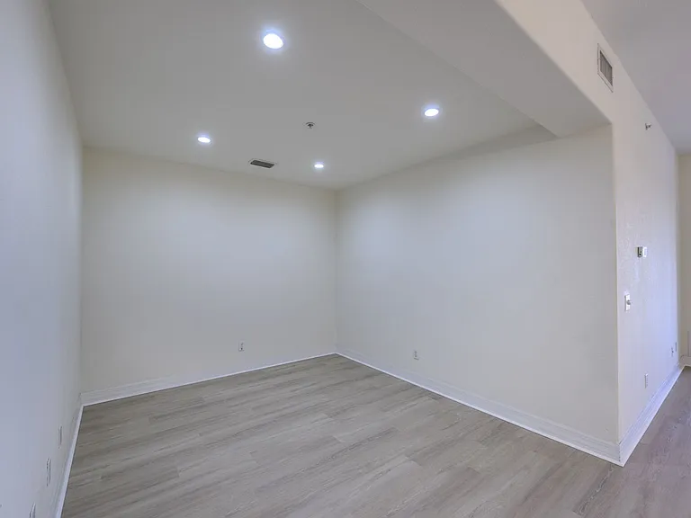 1340 Rock Dove Ct #144 — Photo 25