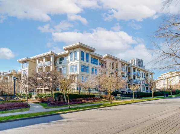 250 Francis Way #102, New Westminster, BC V3L 0E6
