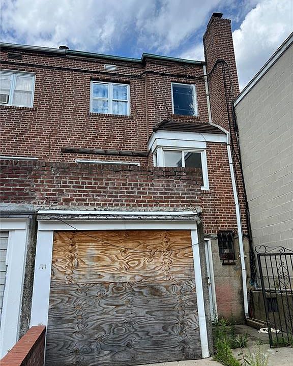 2nd image of 14452 Jewel Ave