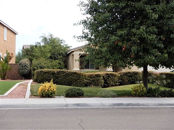 3rd image of 29061 Hidden Meadow Dr