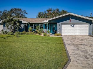 3875 McKay Creek Dr, Largo, FL 33770