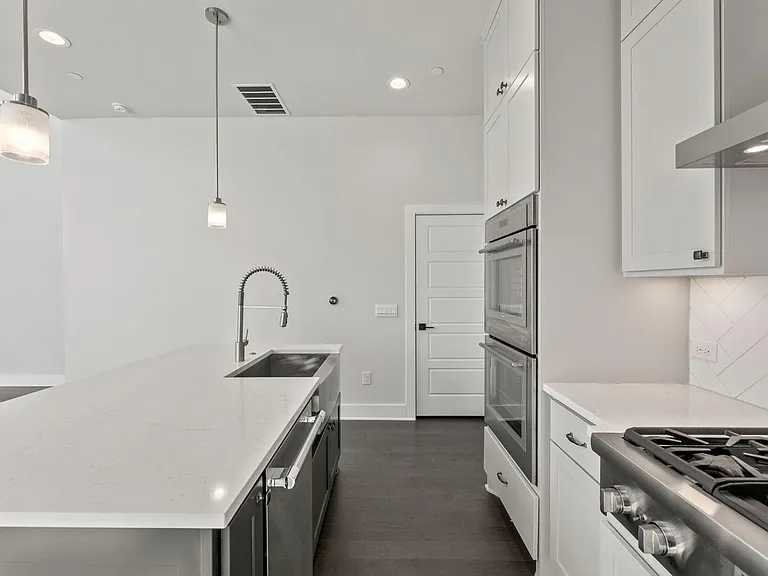 4021 Manifest Ln #181 — Photo 7