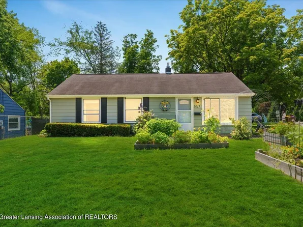 3017 W Willow St, Lansing, MI 48917