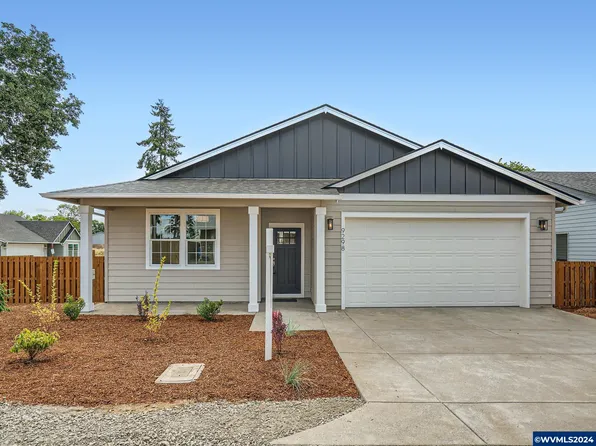 9298 Glory Ct NE, Salem, OR 97305