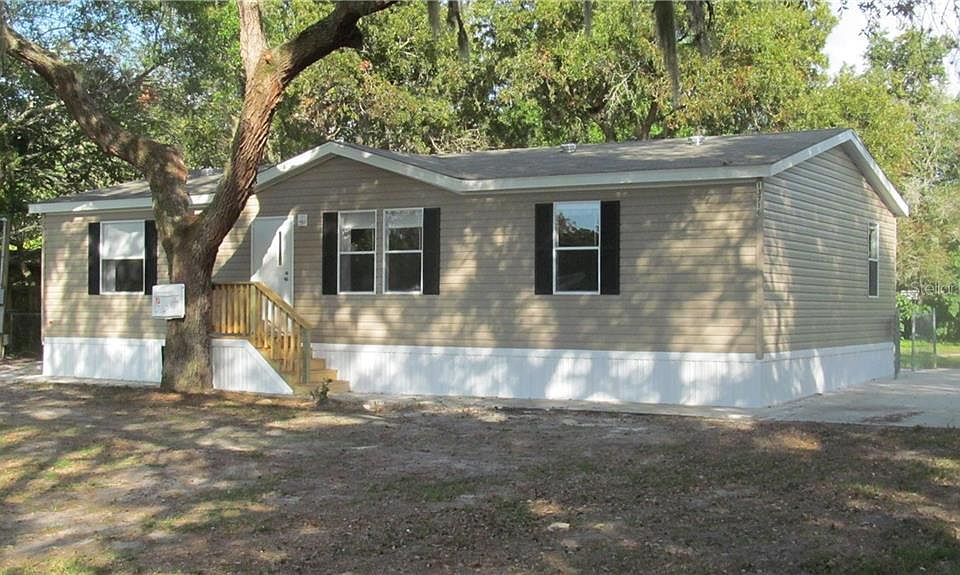 1st image of 13716 Litewood Dr