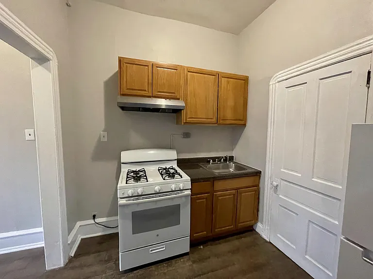 1234 W Allegheny Ave #1F — Photo 6