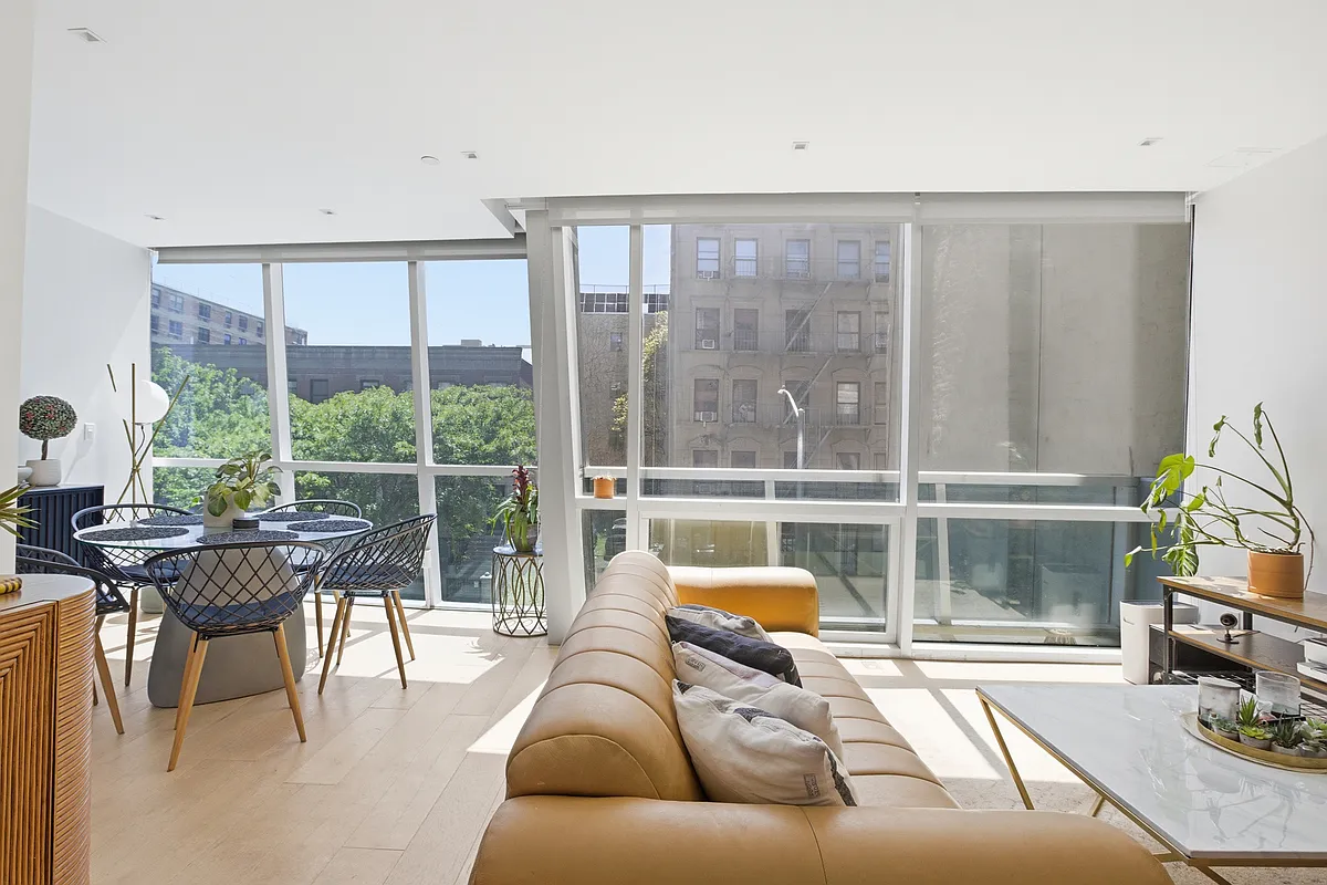 Building Photo - 313 W 121st St #2