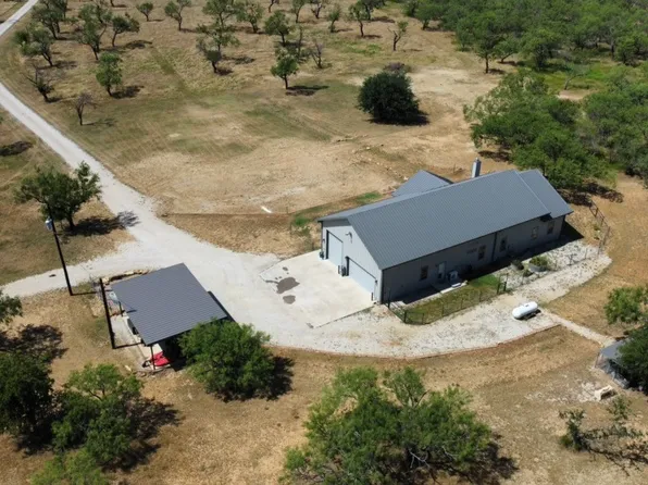 1982 Rocky Mound Rd, Graham, TX 76450