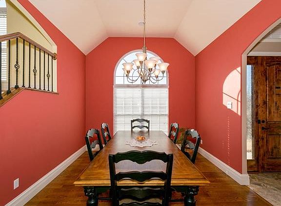 4th image of 656 Little Fox Ct