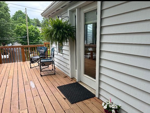 5th image of 2958 Deckebach Ave #2