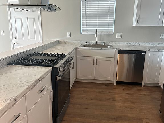 2nd image of 1514 7th St