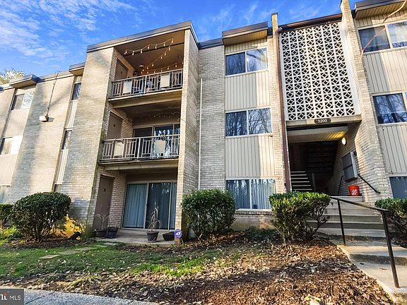 3rd image of 5200 Crossfield Ct APT 9