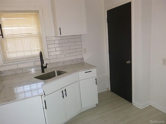 5th image of 10078 Heyden Ct