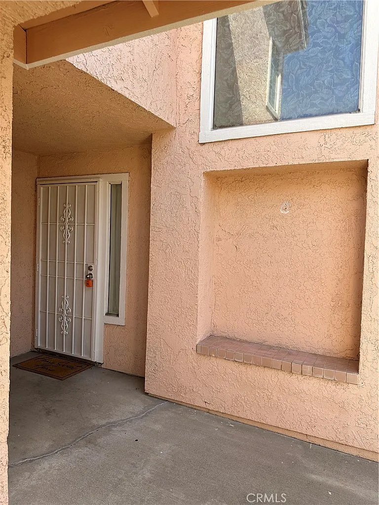 3 bed, 2.5 bath, 1671 sqft, $3,000 — Photo 3