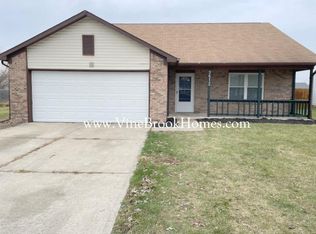 9612 English Oak Dr, Indianapolis, IN 46235