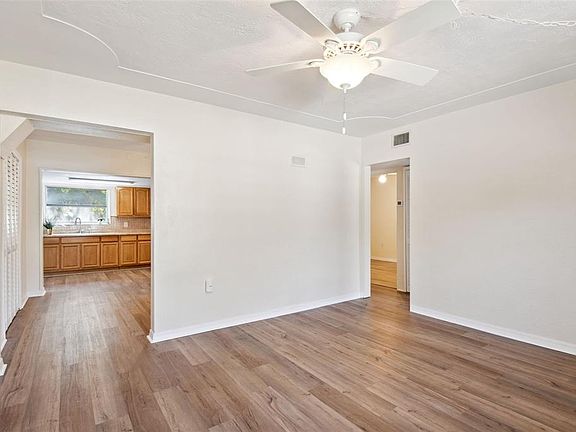 3rd image of 5980 70th Ave N